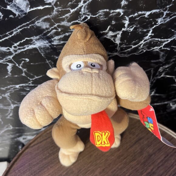 New Super Mario Brothers Official Nintendo Plush Donkey Kong 2020 - Picture 2 of 4